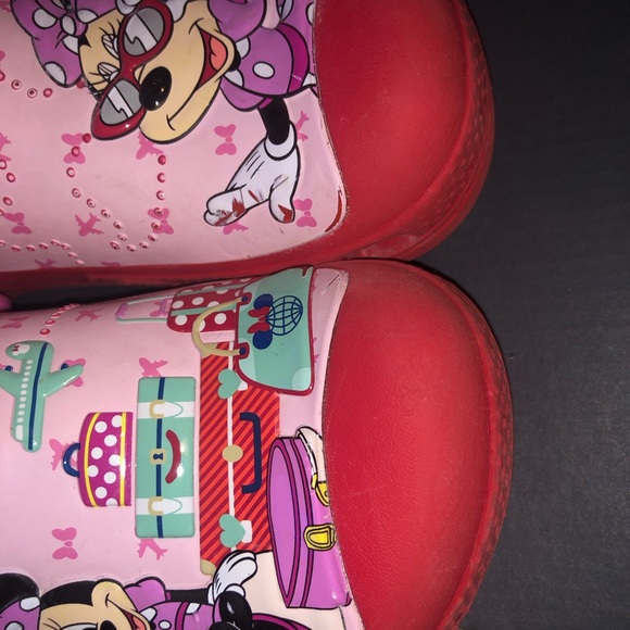 DISNEY MINNIE MOUSE CROCS - Picture 4 of 11